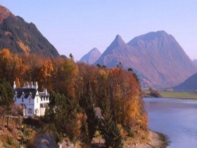 Hotel Loch Leven & Distillery