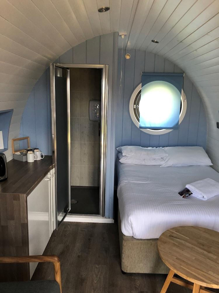Hotel Loch Leven Hotel&distillery 3*