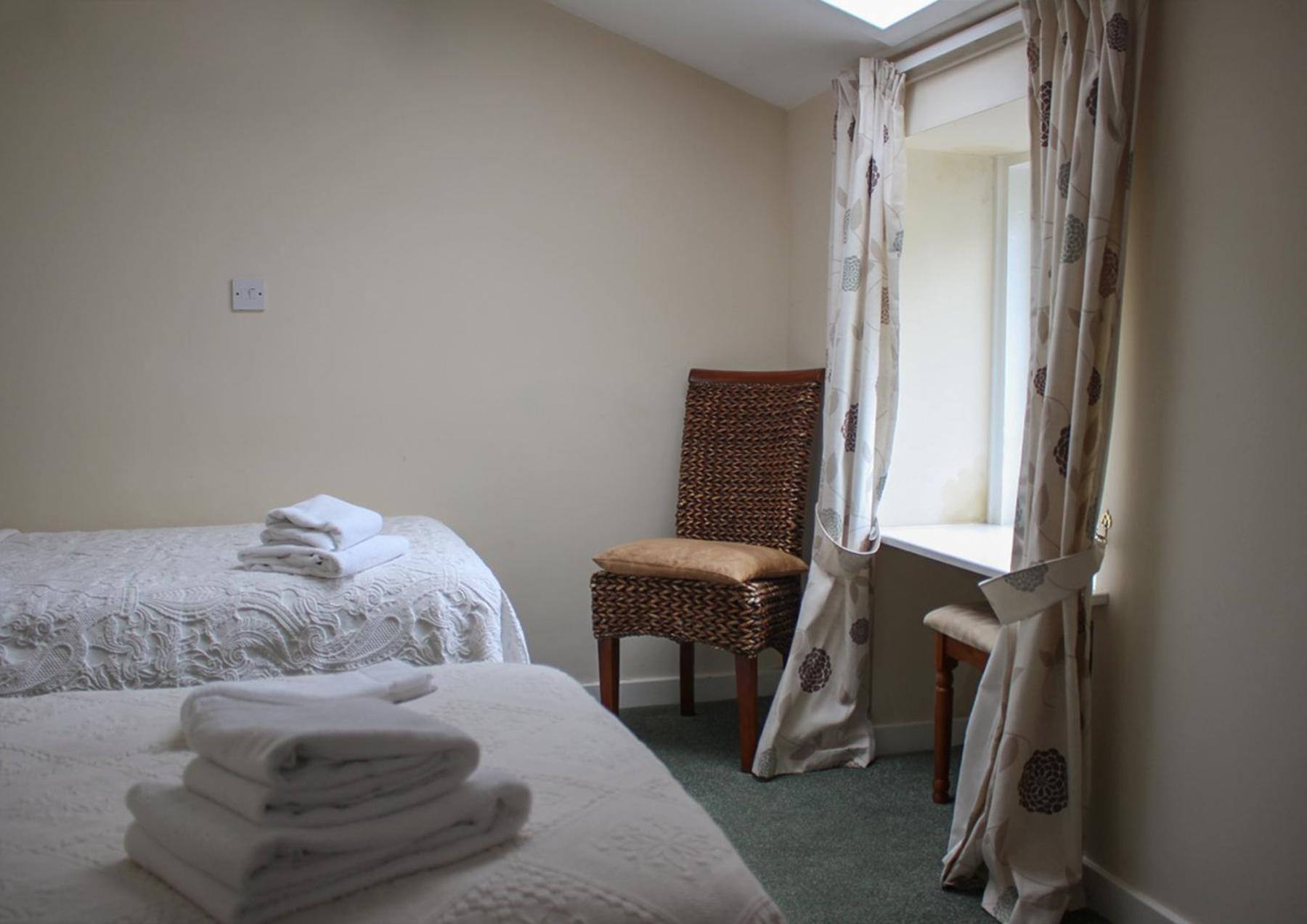 Hotel Loch Leven Hotel&distillery 3*