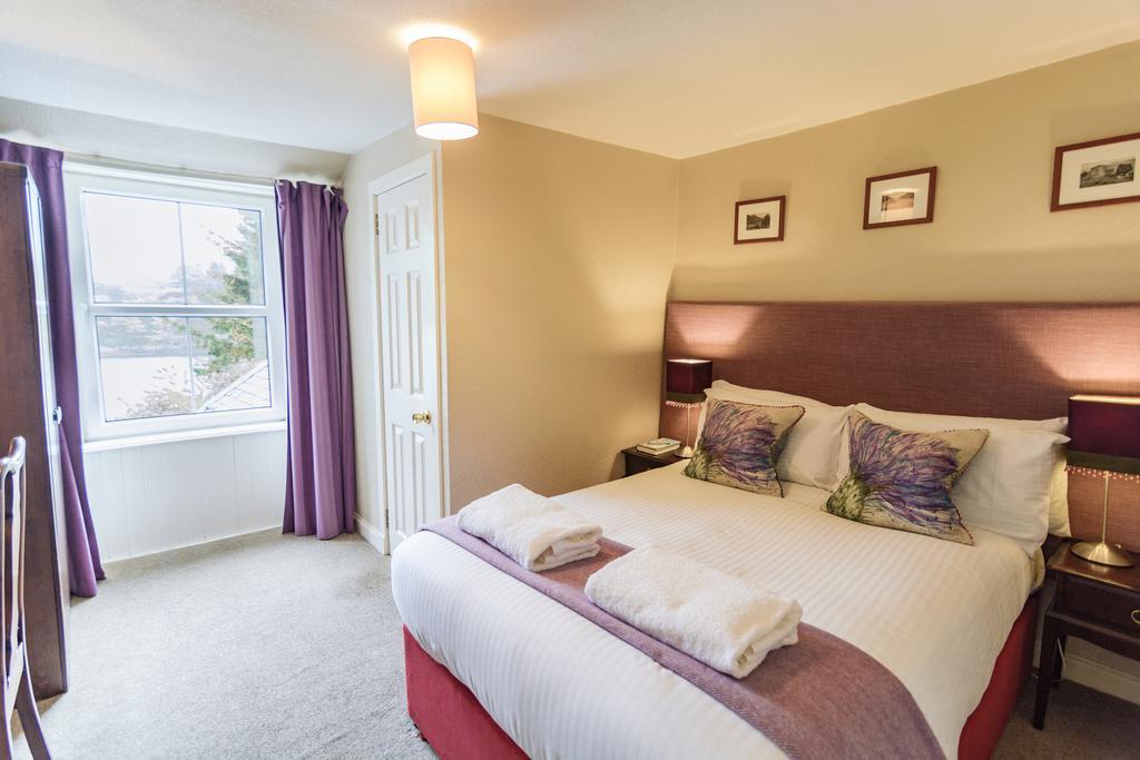 Loch Leven Hotel&distillery Hotel