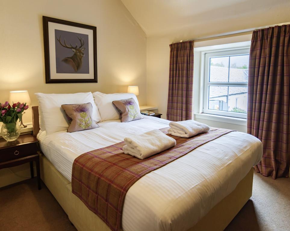 Loch Leven Hotel&distillery North Ballachulish