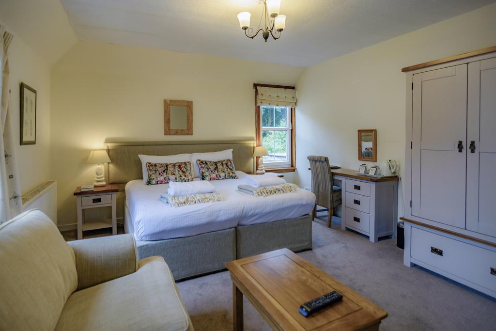 Loch Leven Hotel&distillery 3*