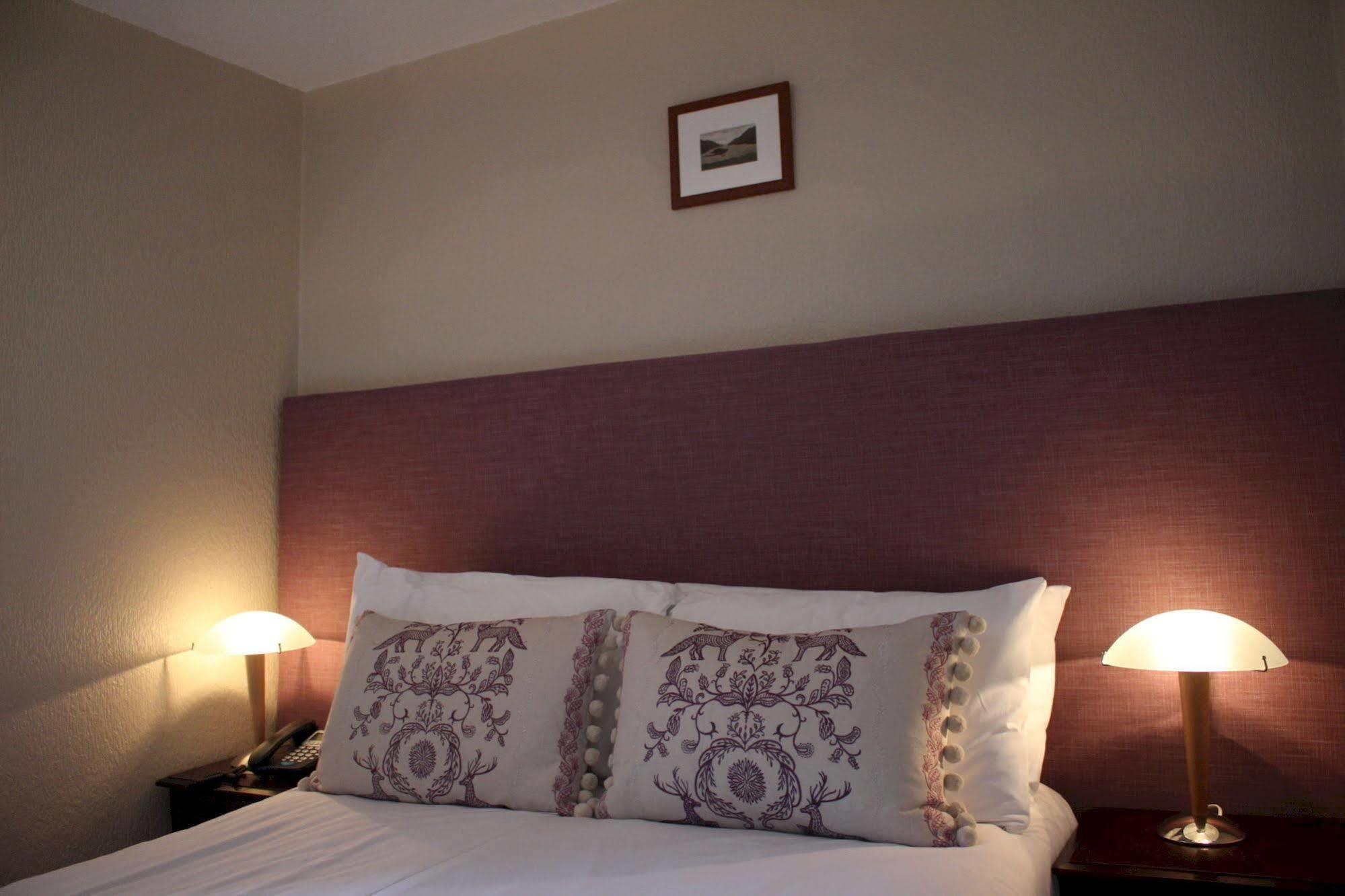 Loch Leven Hotel&distillery Hotel 3*
